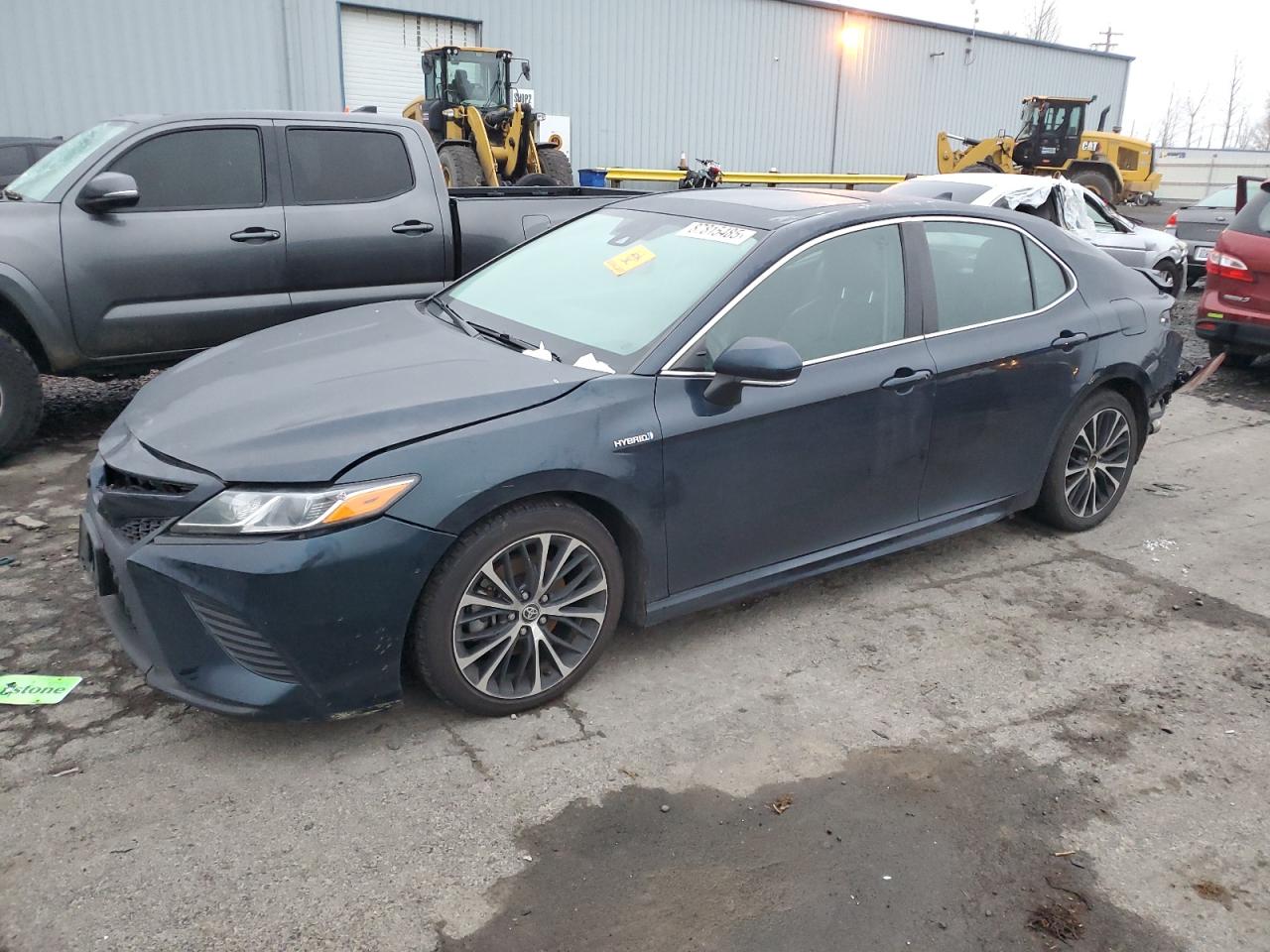 TOYOTA CAMRY SE