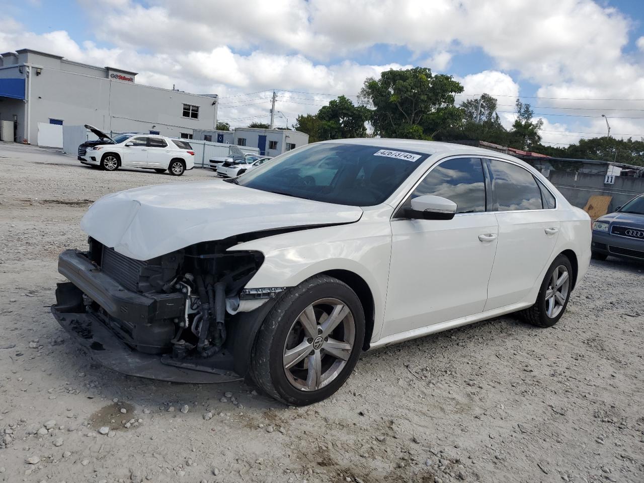  Salvage Volkswagen Passat