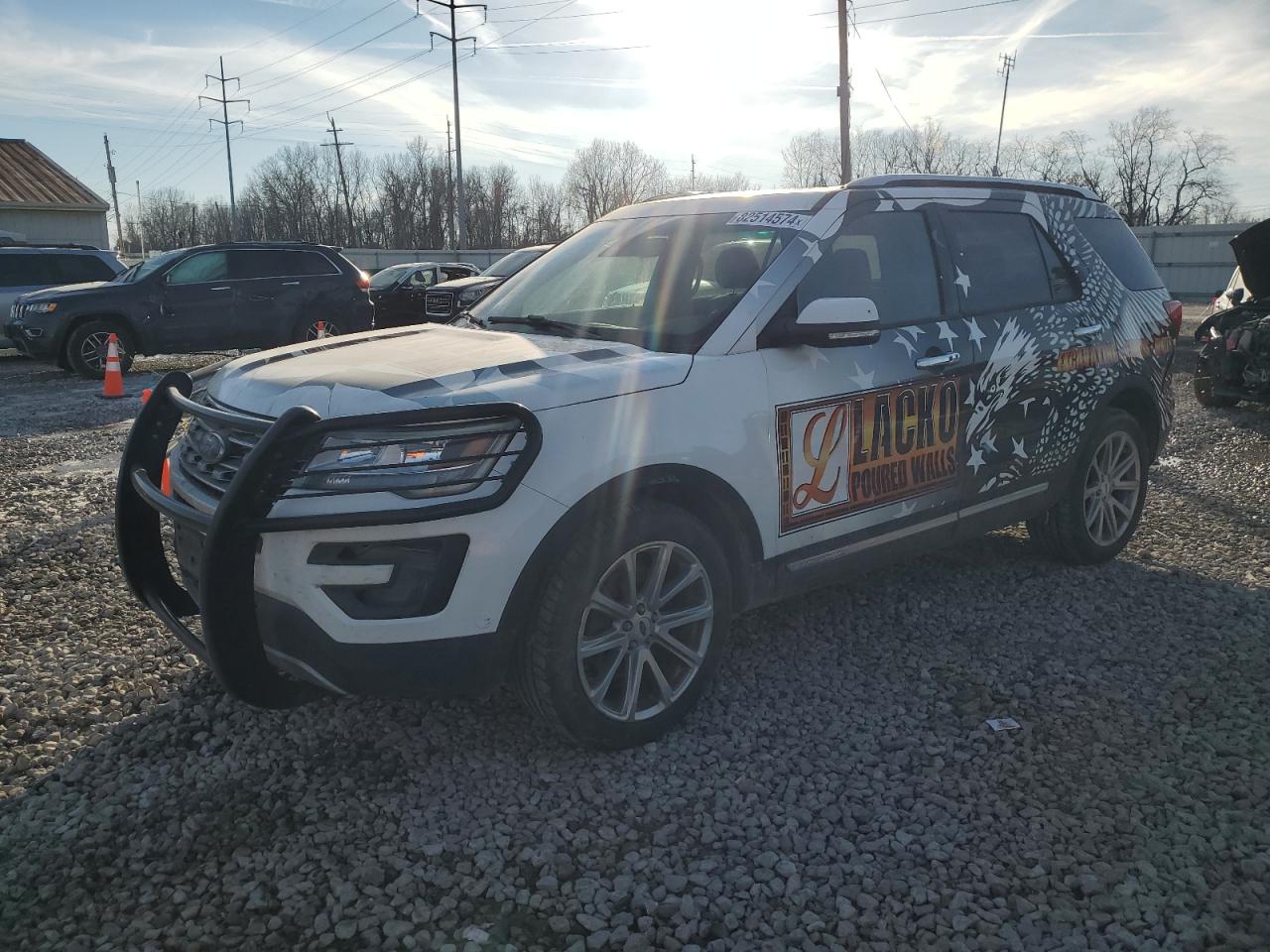  Salvage Ford Explorer