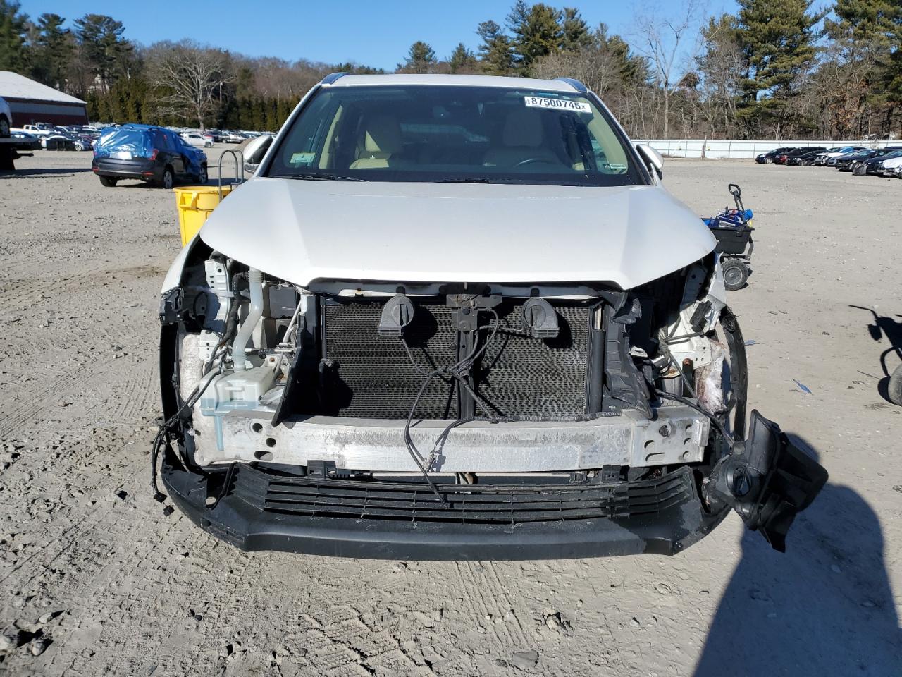 TOYOTA HIGHLANDER SE