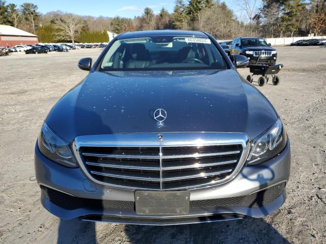 2018 MERCEDES-BENZ E 300 4MAT - WDDZF4KB3JA303707