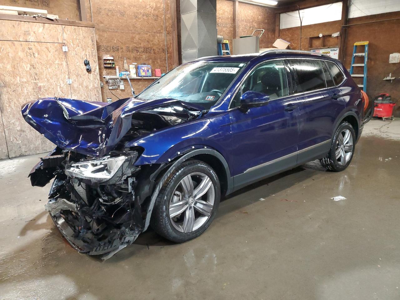  Salvage Volkswagen Tiguan