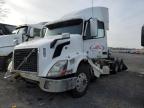 Lot #3051647083 2009 VOLVO VN VNL