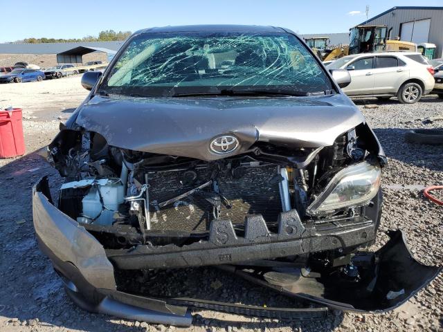 2017 TOYOTA SIENNA SE 5TDXZ3DC9HS840443