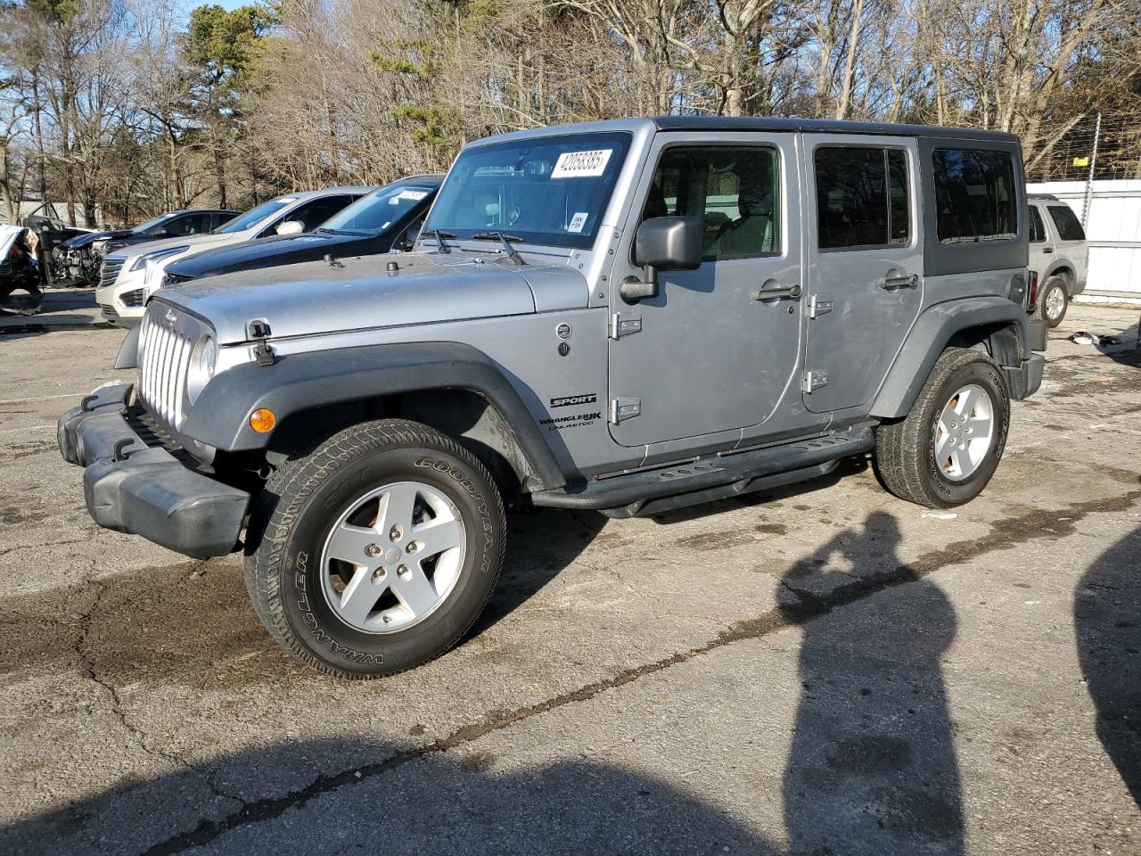  Salvage Jeep Wrangler