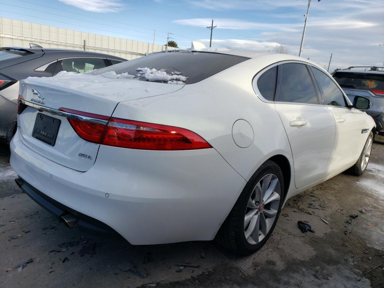 JAGUAR XF PREMIUM