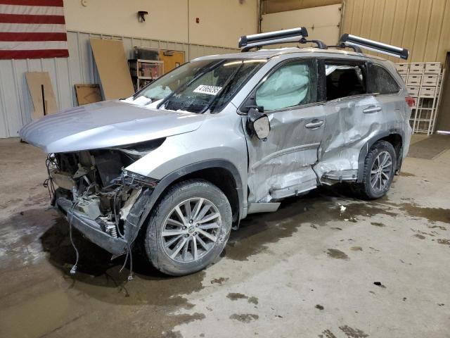 TOYOTA HIGHLANDER SE