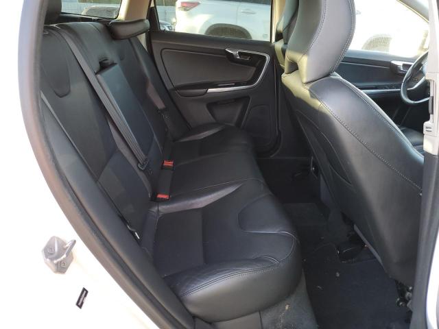 2016 VOLVO XC60 T5 PR YV440MDK2G2844444