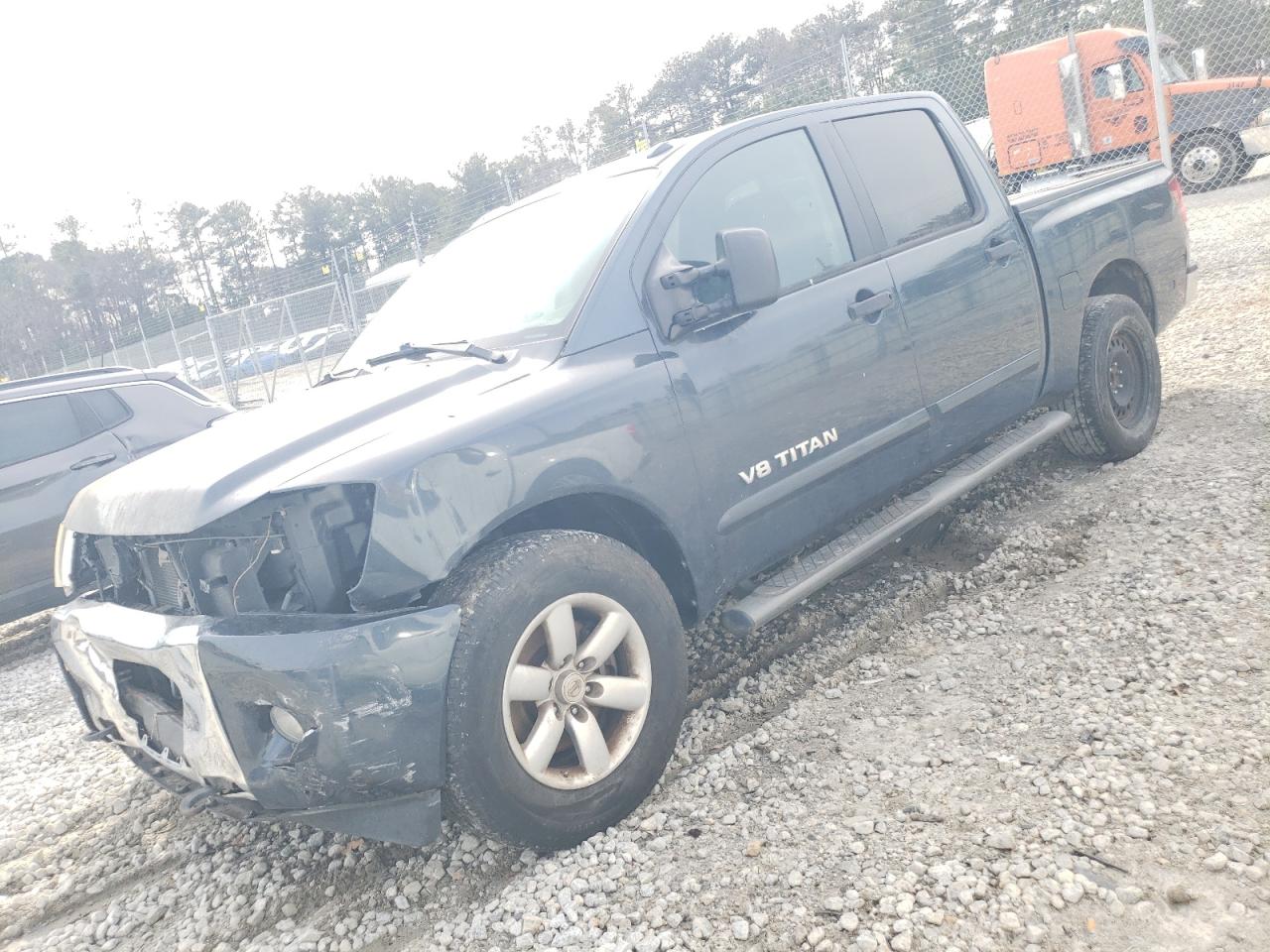  Salvage Nissan Titan