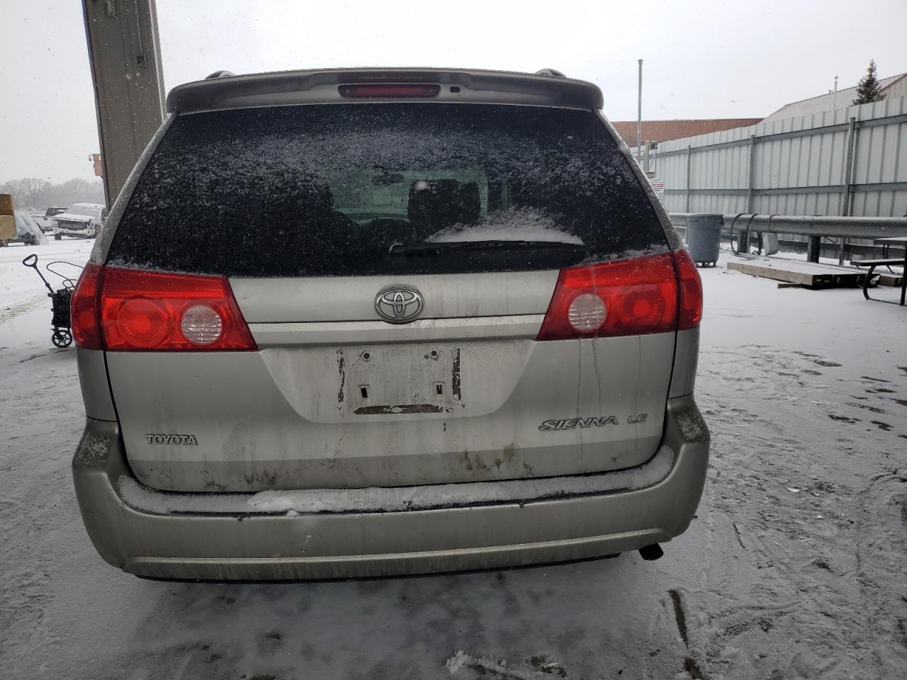 Lot #3274773200 2006 TOYOTA SIENNA CE