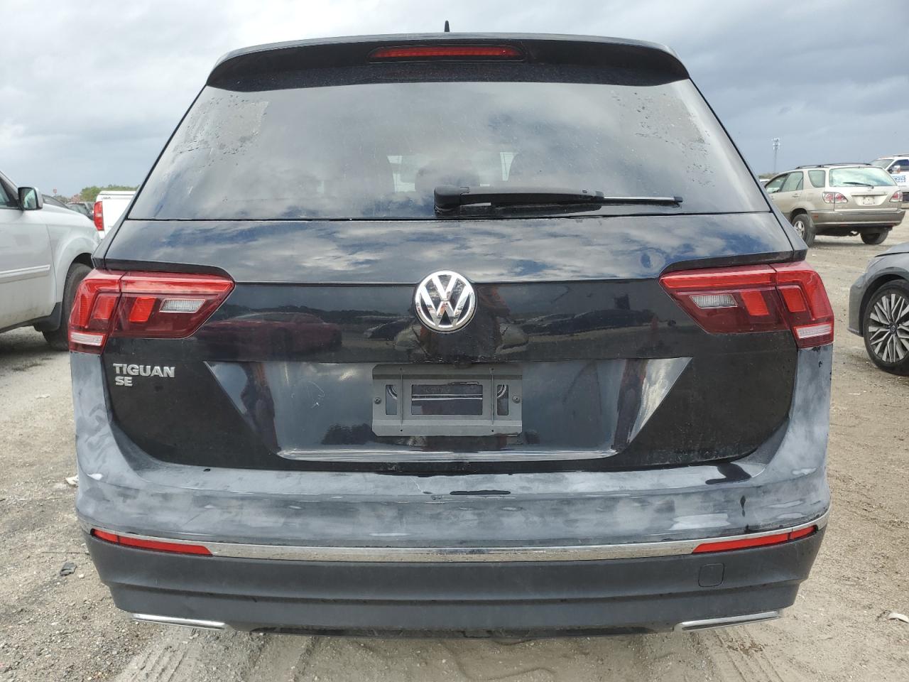 Lot #3048380763 2021 VOLKSWAGEN TIGUAN SE