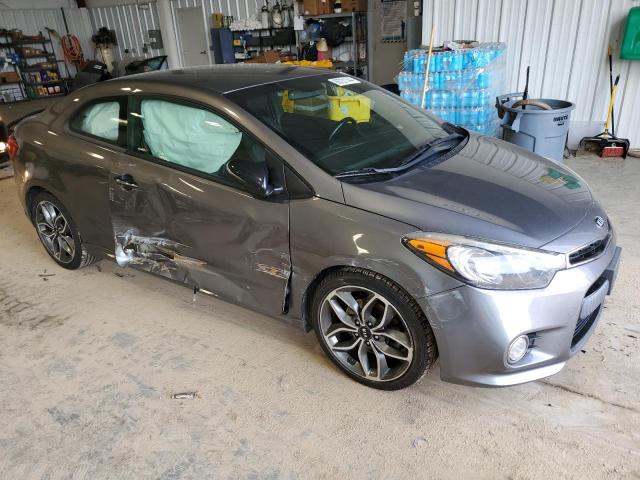 VIN KNAFZ6A33F5380374 2015 KIA FORTE no.4