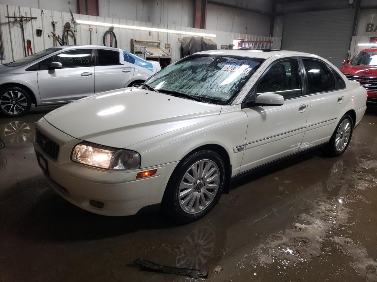  Salvage Volvo S80