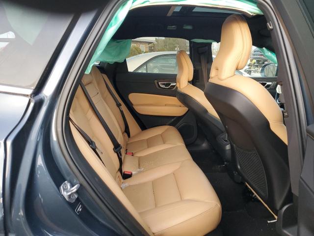 2019 VOLVO XC60 T5 LYV102RK1KB283017
