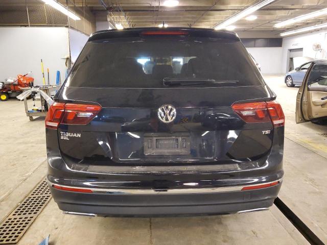 2018 VOLKSWAGEN TIGUAN SE - 3VV3B7AX1JM087659