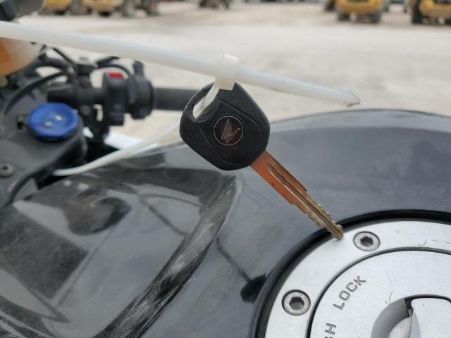 2016 HONDA CBR600 RR - JH2PC40H4GK200002