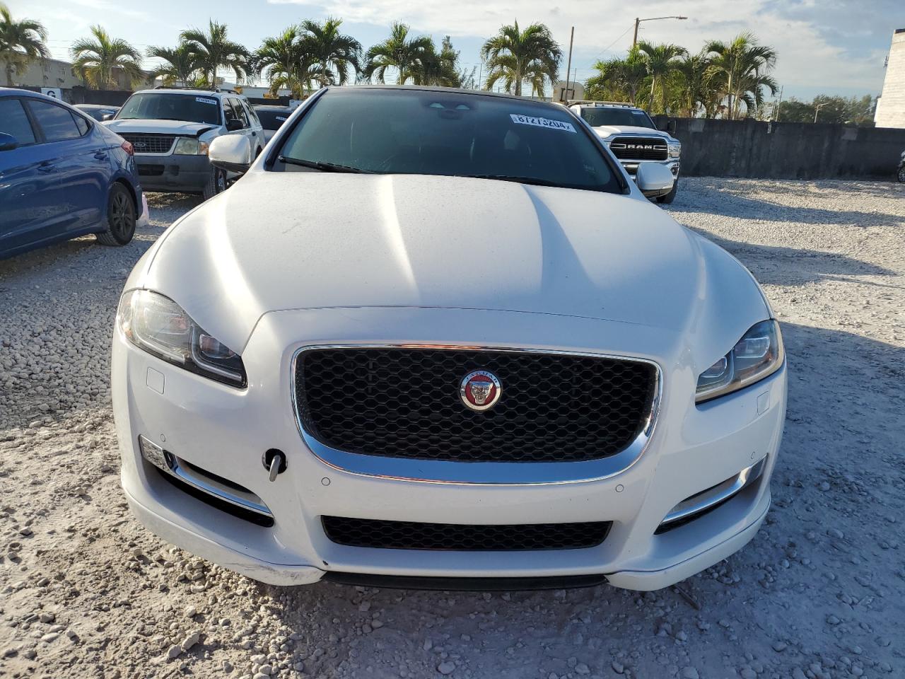 Lot #3051315642 2018 JAGUAR XJ R - SPO