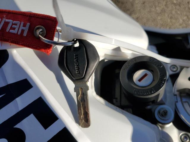 2022 DUCATI PANIGALE V ZDMHAATW2NB009210