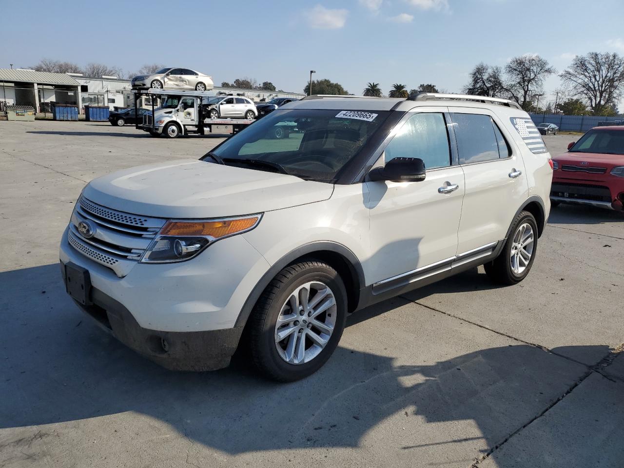  Salvage Ford Explorer