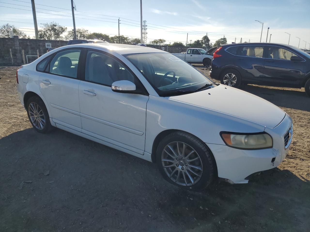 Lot #3050614122 2009 VOLVO S40 2.4I