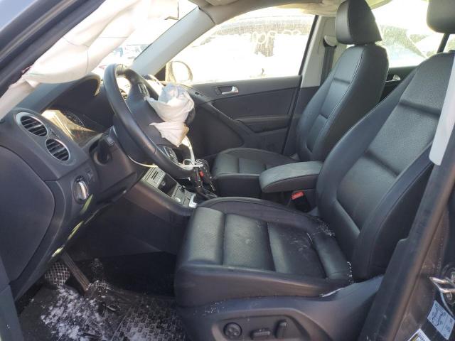 2016 VOLKSWAGEN TIGUAN S - WVGAV7AX7GW553421