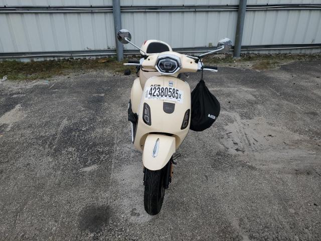 OTHER SCOOTER 2024 white   HZ2TABGH3R1000780 photo #3