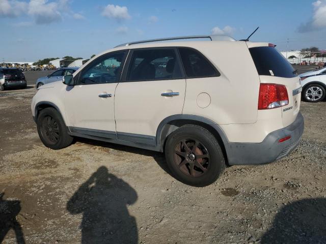 KIA SORENTO BA 2011 cream  gas 5XYKT4A22BG125375 photo #3