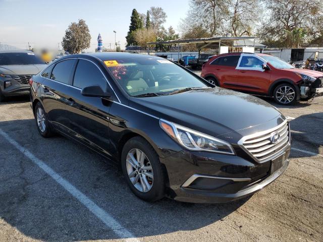 2017 HYUNDAI SONATA SE 5NPE24AF0HH561601