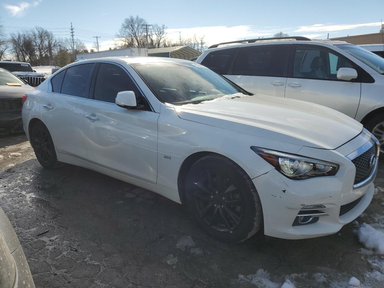 INFINITI Q50 PREMIUM