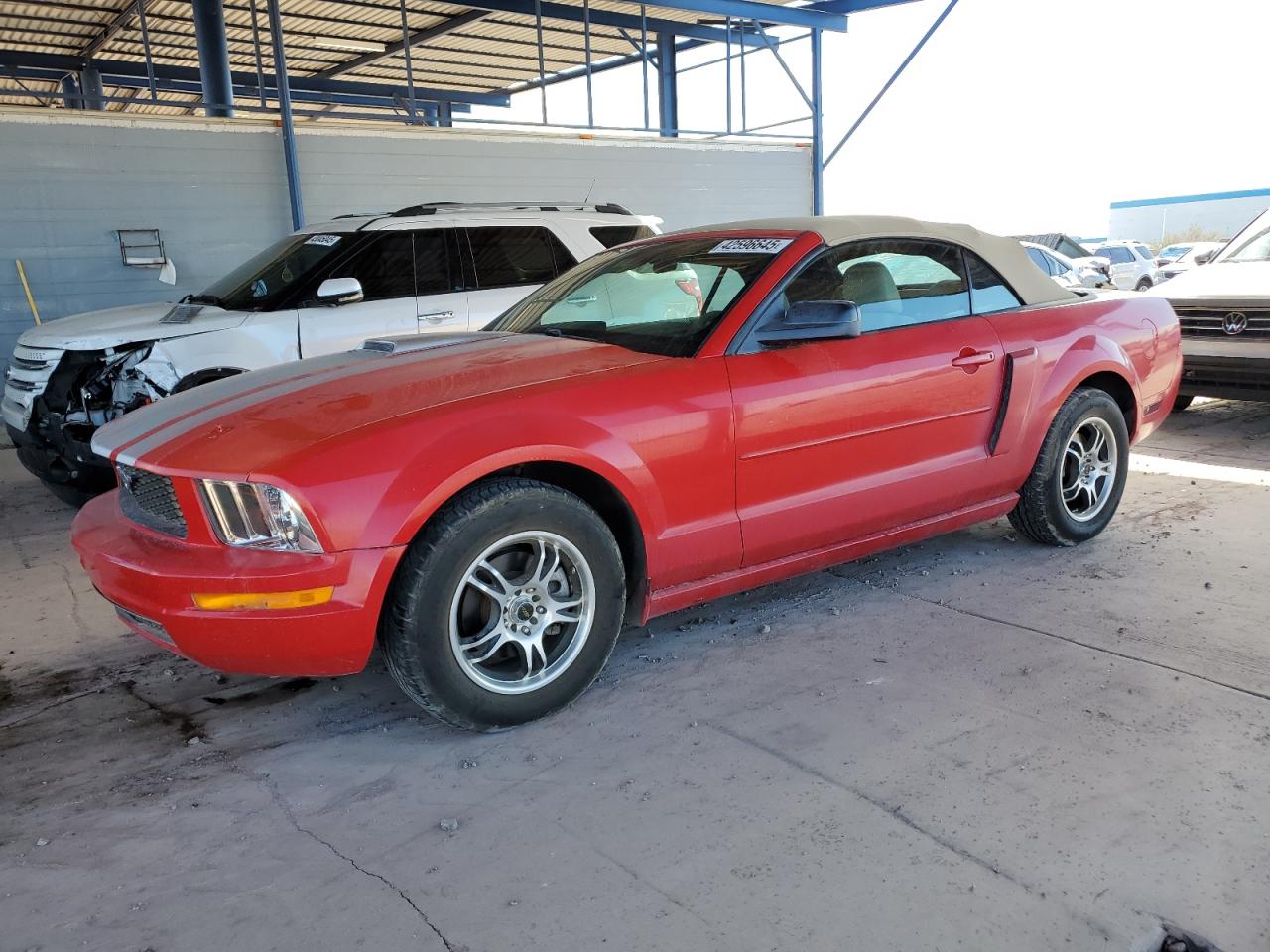  Salvage Ford Mustang