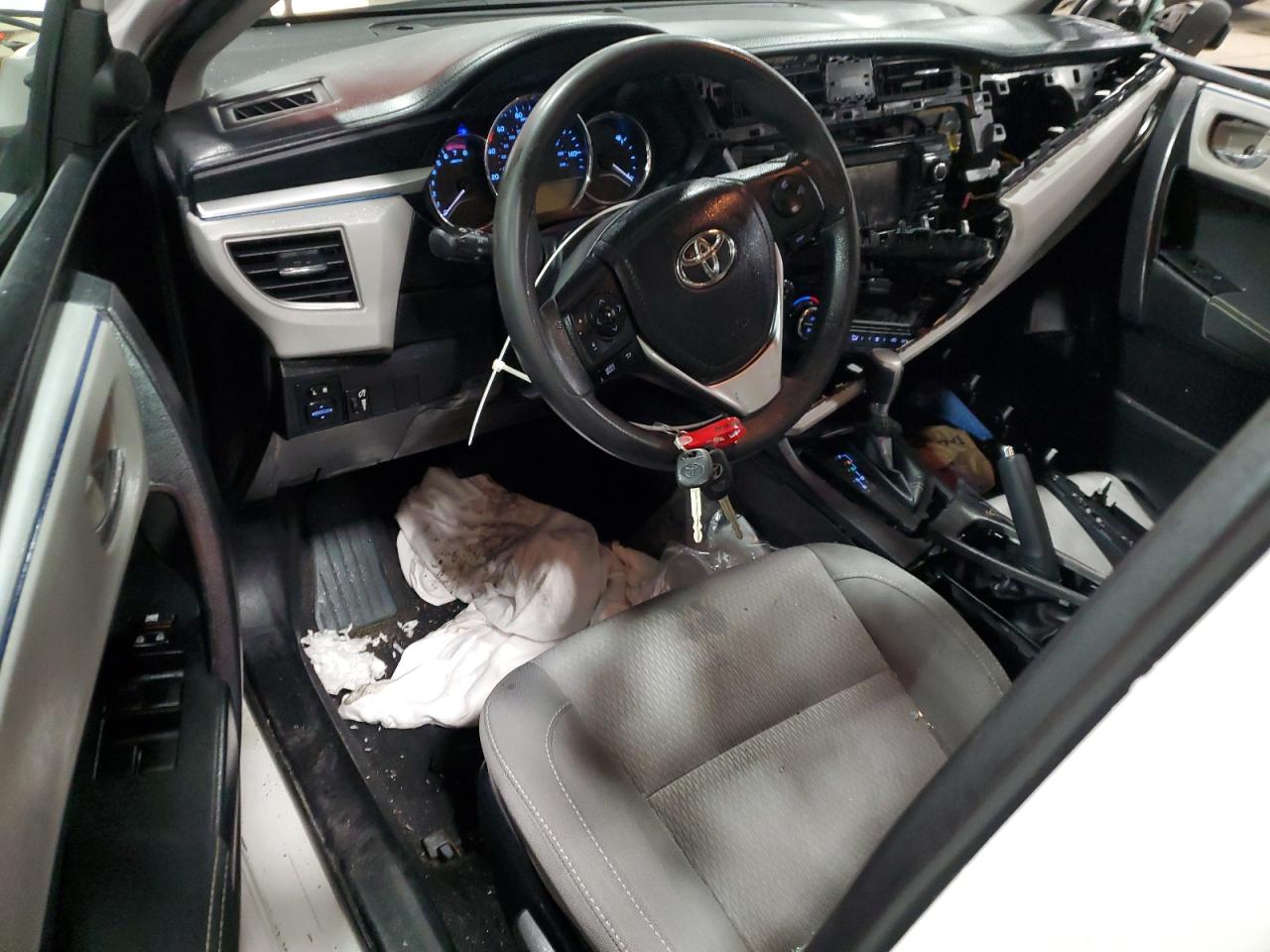 Toyota Corolla l 2015