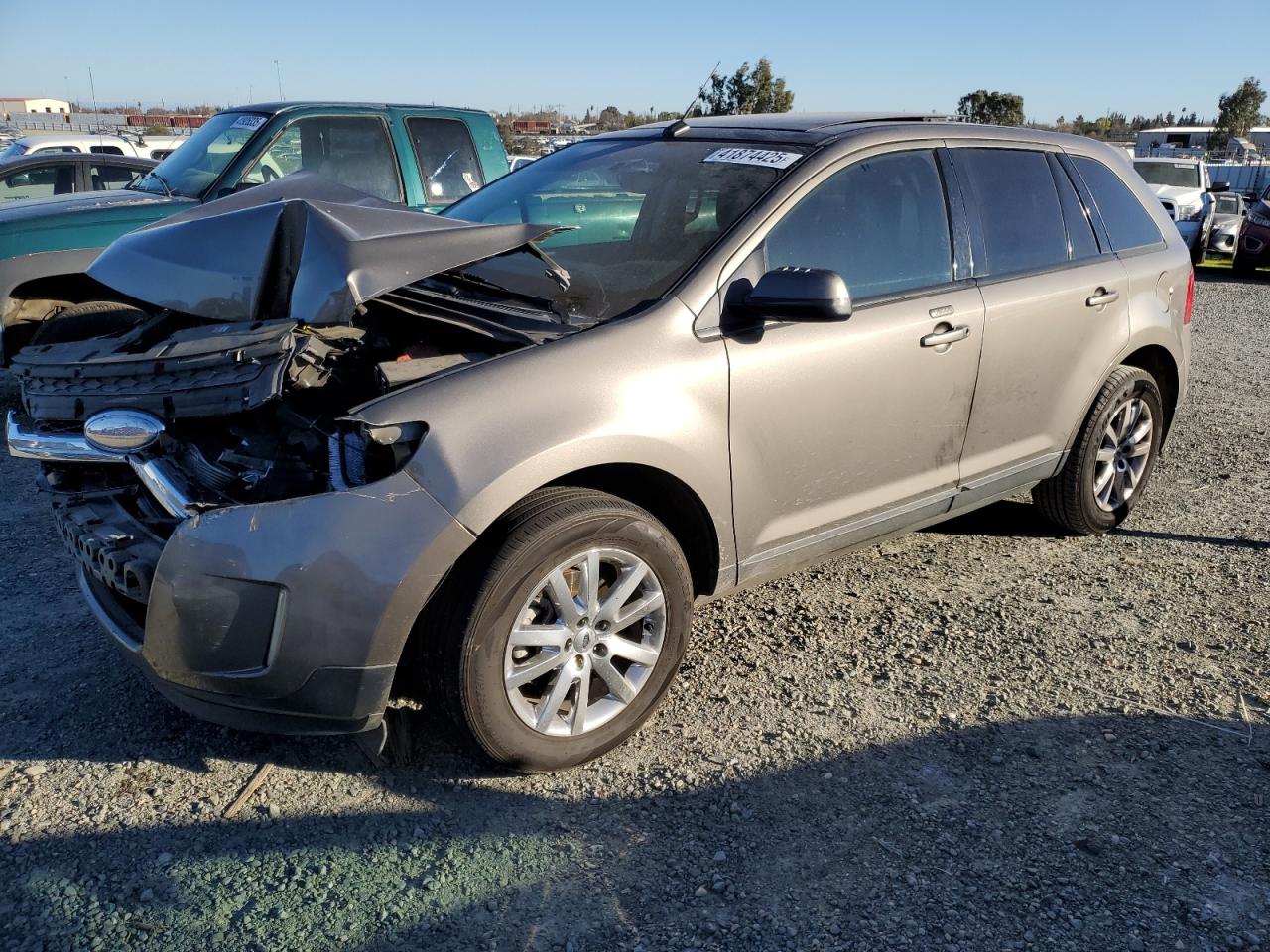  Salvage Ford Edge