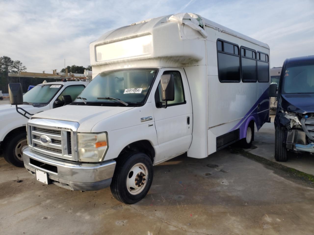 FORD ECONOLINE E350 SUPER DUTY CUTAWAY VAN