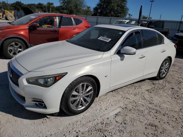 INFINITI Q50 2014 white  gas JN1BV7AP2EM688925 photo #1