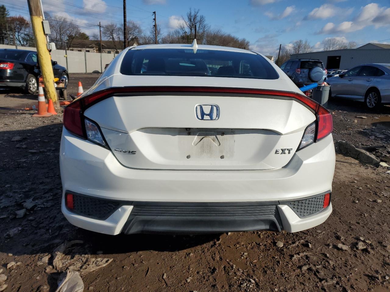 Lot #3048600917 2016 HONDA CIVIC EX