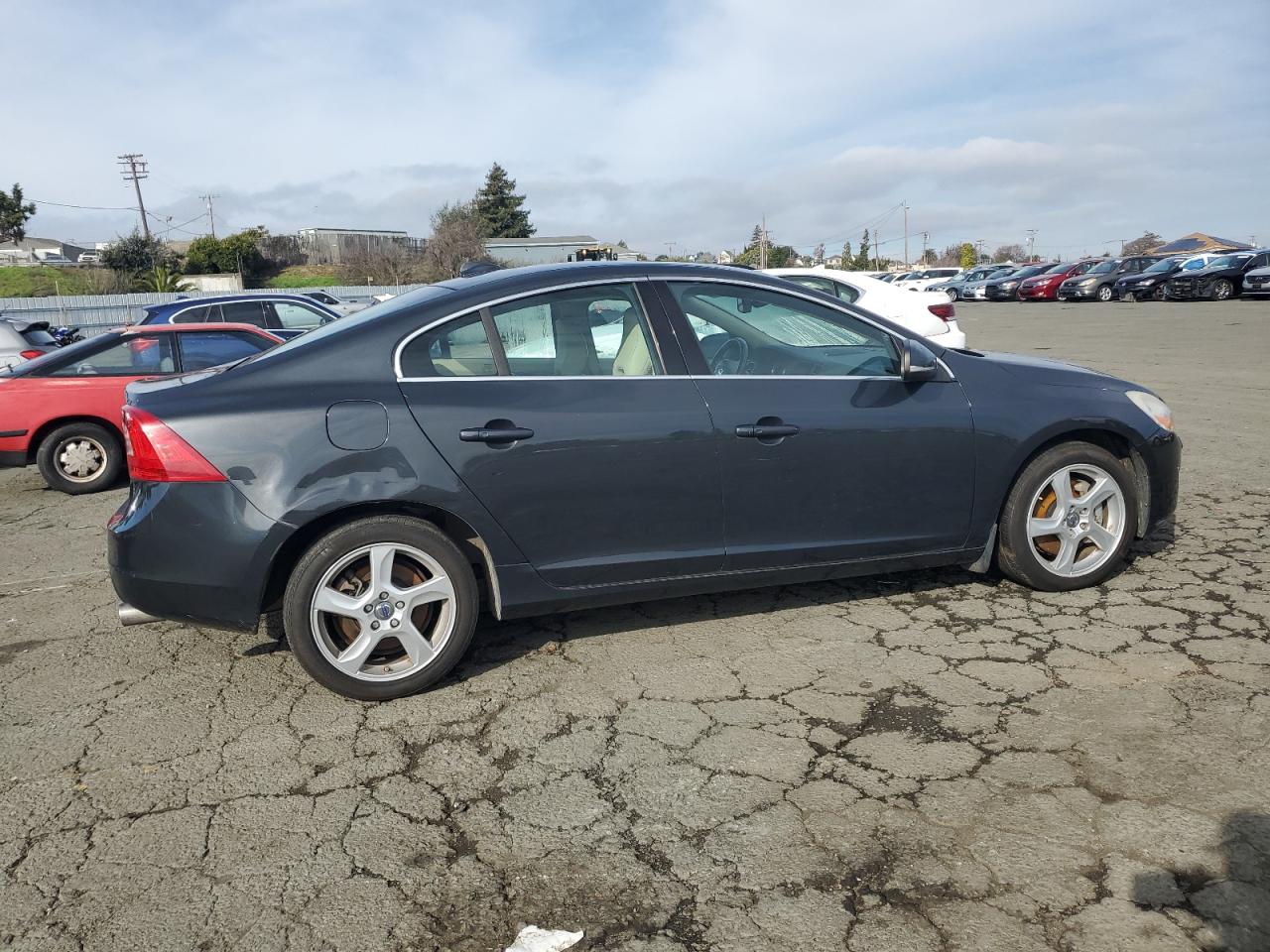 Lot #3048458867 2012 VOLVO S60 T5