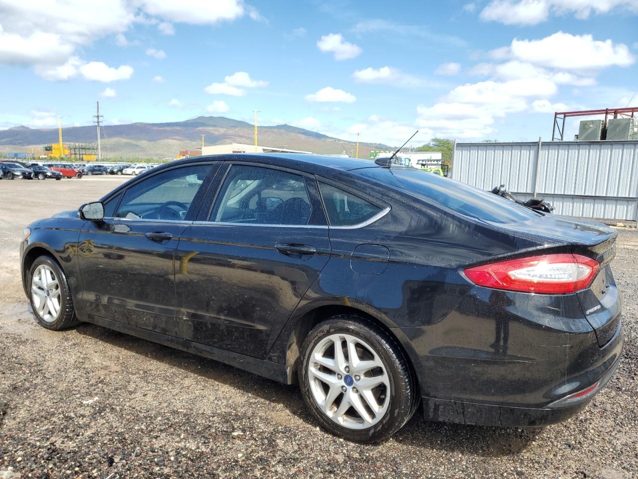 FORD FUSION SE