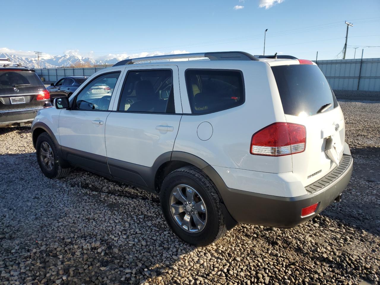 Lot #3054018528 2009 KIA BORREGO LX