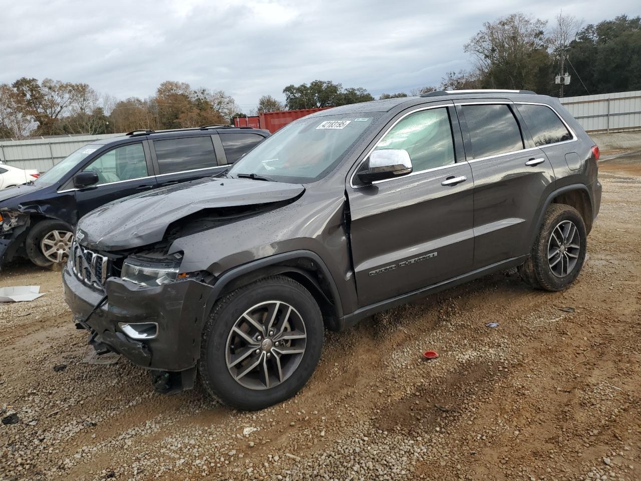  Salvage Jeep Grand Cherokee