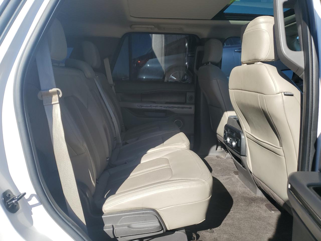 FORD EXPEDITION LIMITED