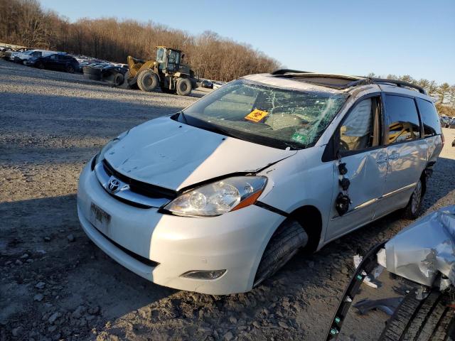 TOYOTA SIENNA XLE 2010 white  gas 5TDYK4CC6AS313756 photo #1