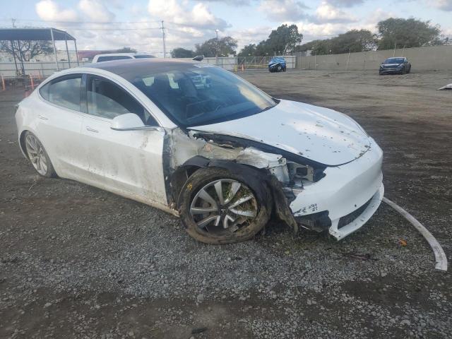 Vin: 5yj3e1eb1kf194203, lot: 43067465, tesla model 3 20194