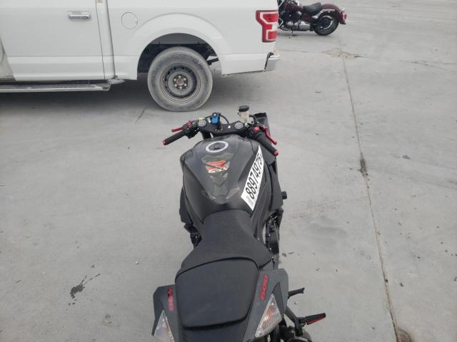 2017 SUZUKI GSX-R600 JS1GN7FA6H2101191