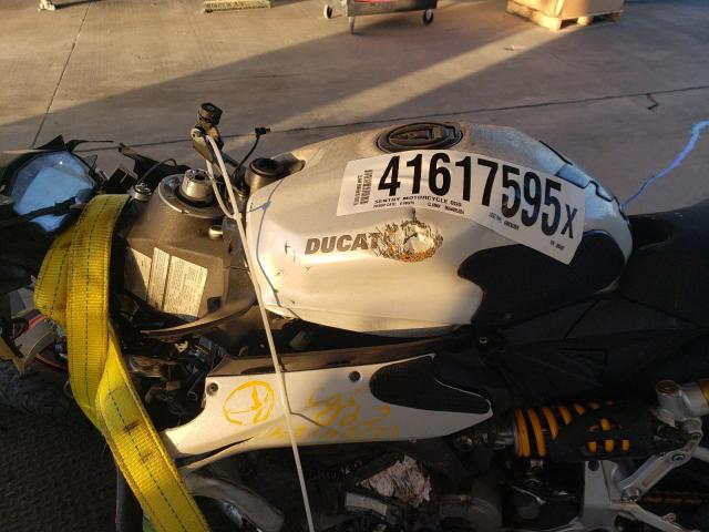 2016 DUCATI SUPERBIKE ZDM14B1W4GB000402