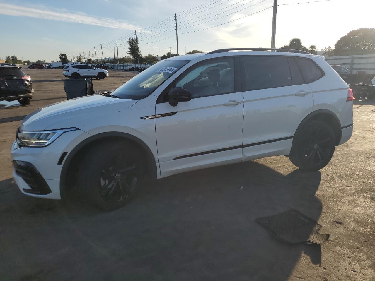 3VVCB7AX8PM111738 VOLKSWAGEN TIGUAN SE 2023