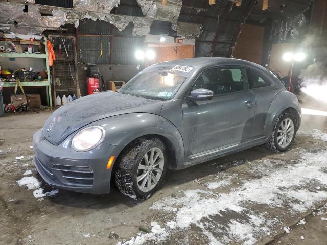VOLKSWAGEN BEETLE SE