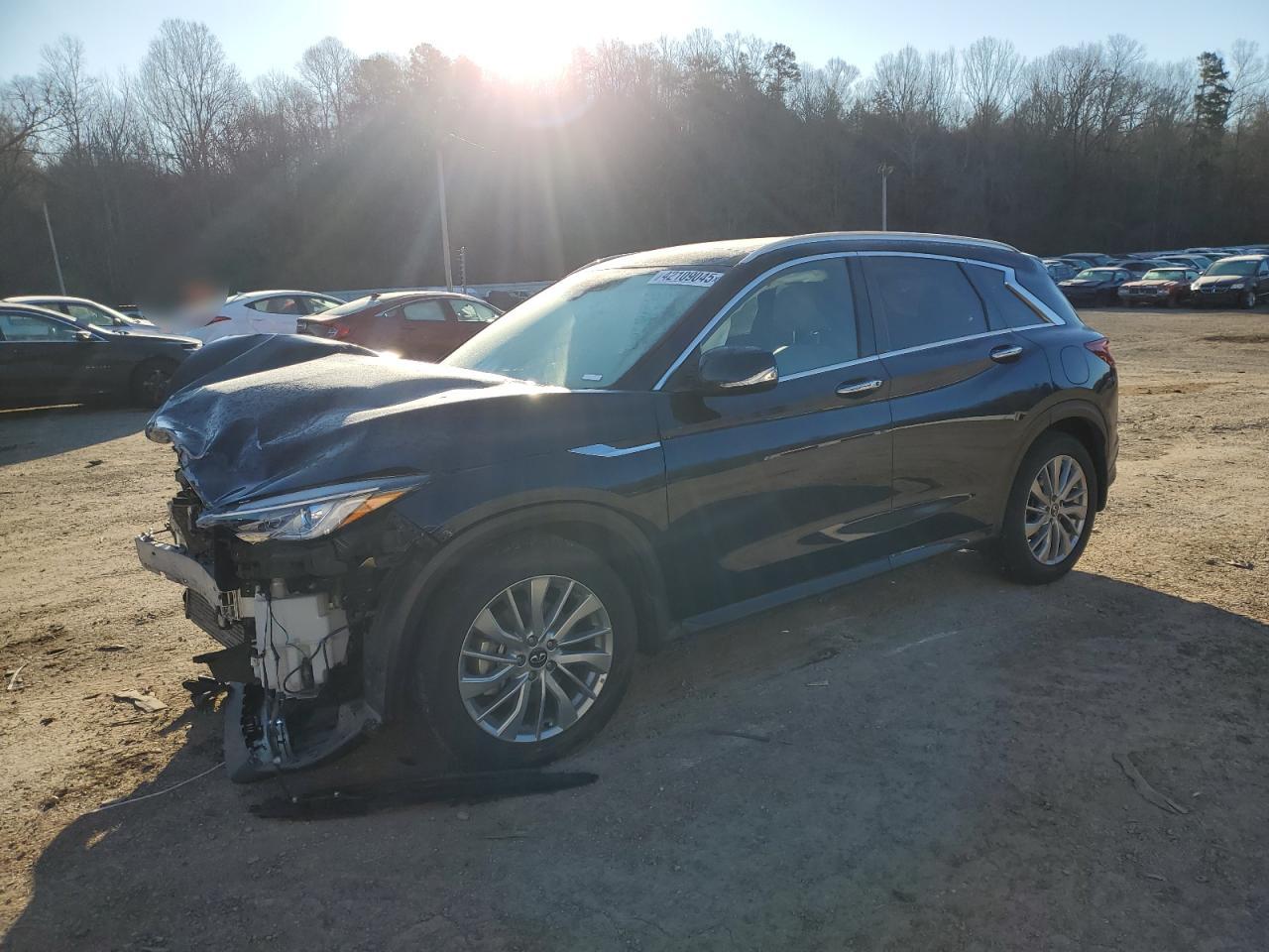 INFINITI QX50 LUXE