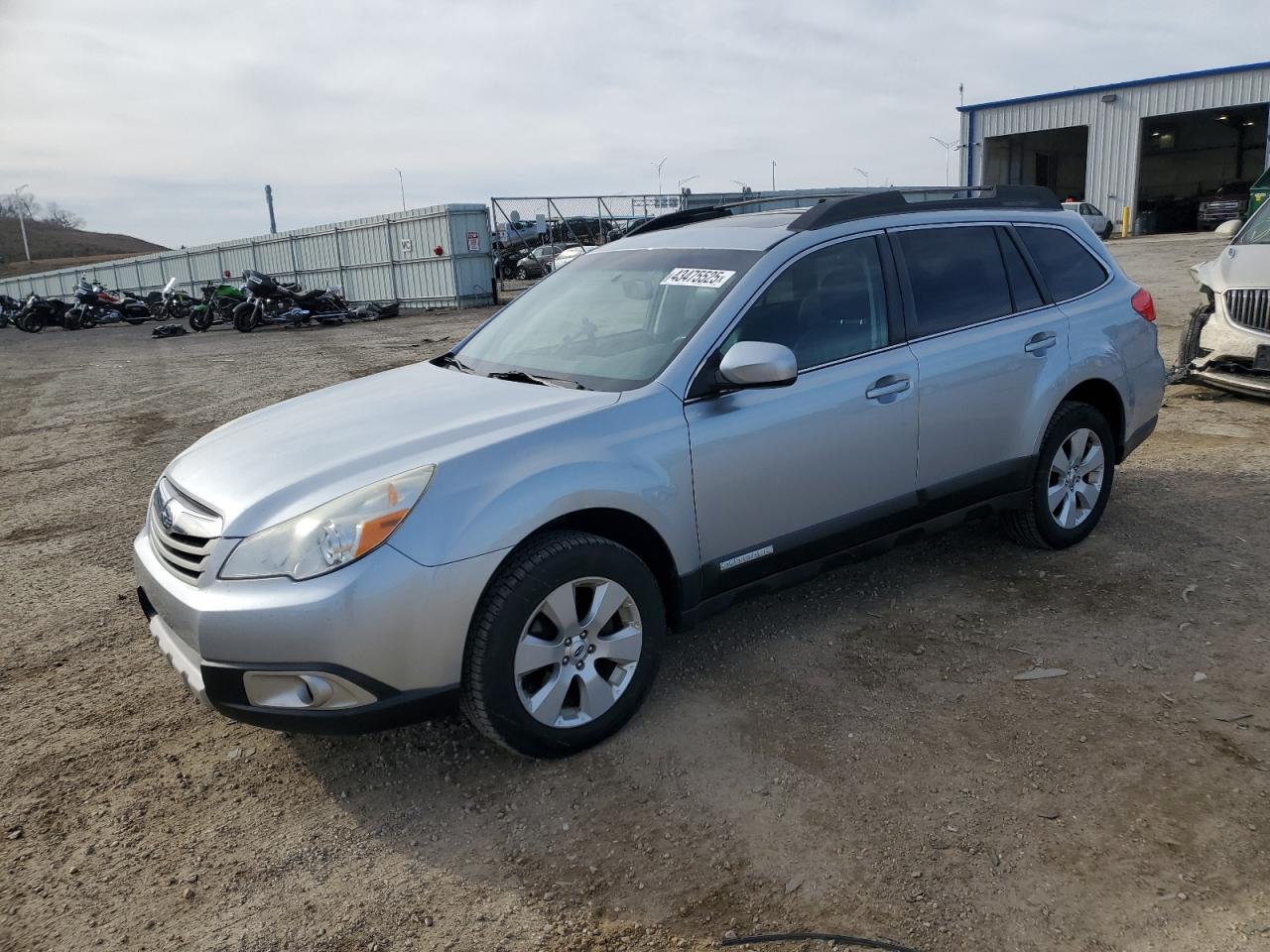  Salvage Subaru Outback