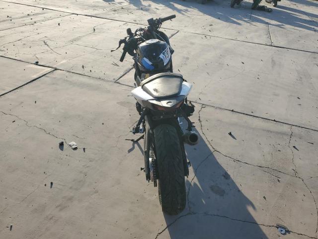 2020 YAMAHA YZFR3 A MH3RH18Y0LK003071