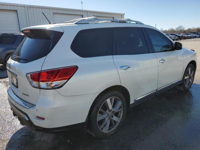 NISSAN PATHFINDER 2016 white  gas 5N1AR2MN2GC623815 photo #4